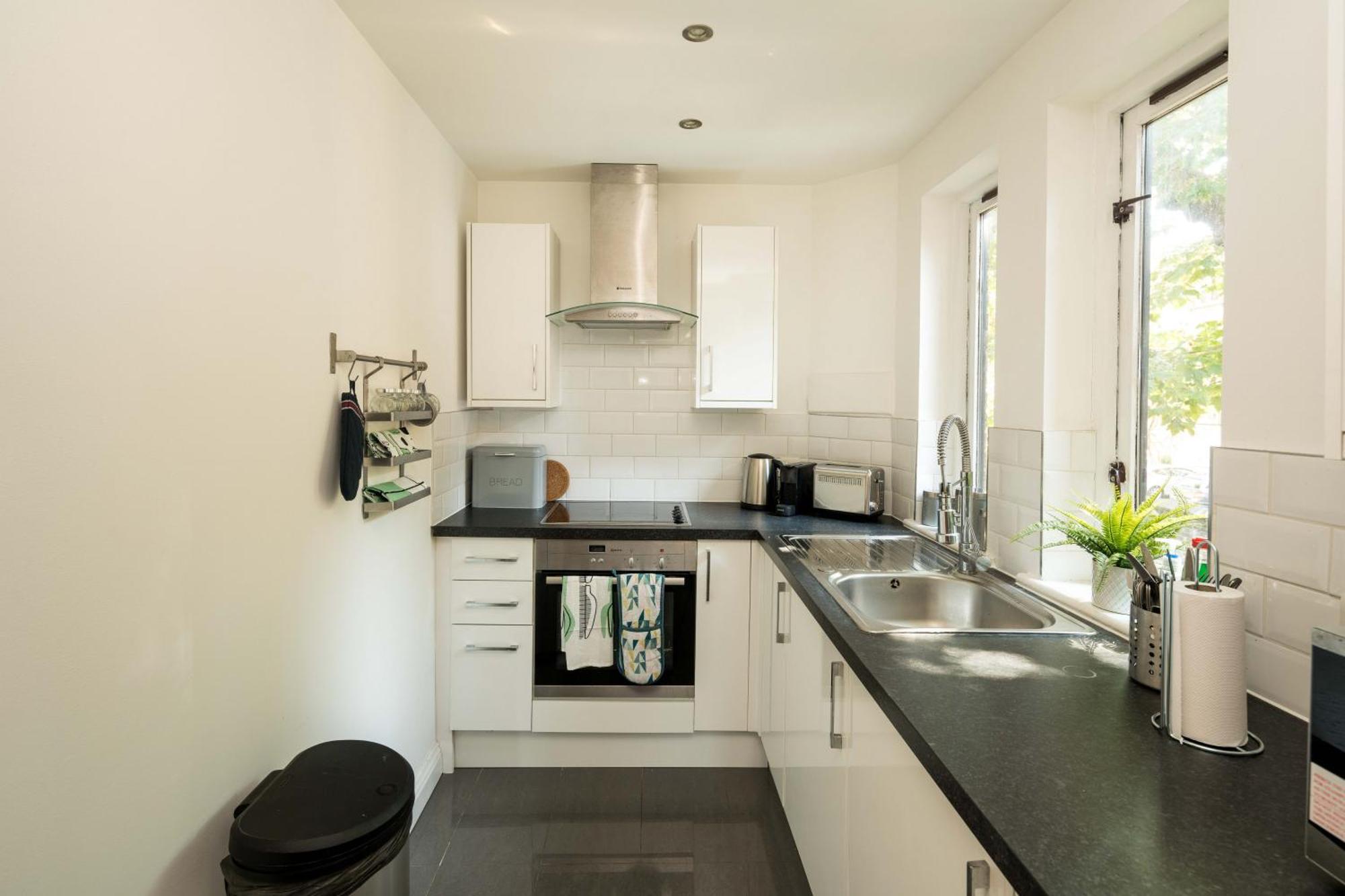 Charming 2bd Flat Near Tower Bridge, Bermondsey * Londen